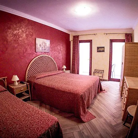 Riviera 3*