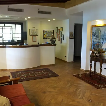 Riviera Hotel