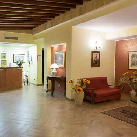 Hotell Riviera 3*