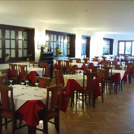 Hotell Riviera 3*